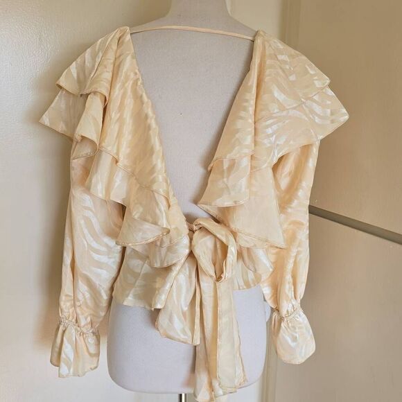 asos LUXE animal jacquard ruffle top in champagne, NWT, Sz 6 - Picture 3 of 6